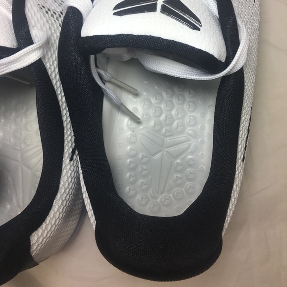 Nike Kobe XI 11 Elite Low TB Promo Basketball Shoe - Picture 5 of 7